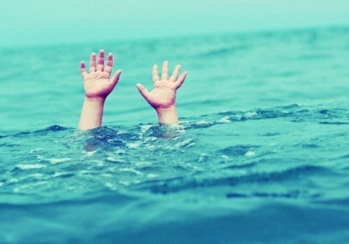 В Крыму спасали тонущего 4-летнего ребенка