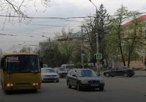 Водители, внимание: в Симферополе на одной из улиц введут реверсивное движение