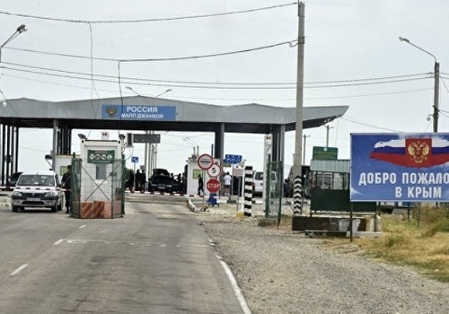 Власти Крыма начали работу по устройству стоянок на границе с Украиной