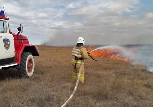 Во время закрытия фестиваля в Крыму произошел пожар из-за фейерверка