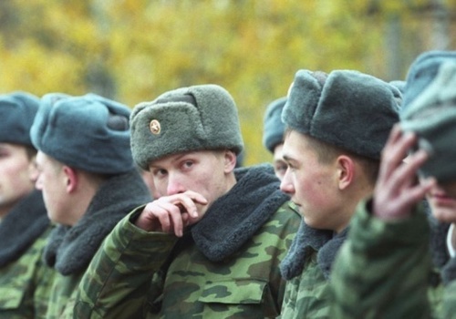 В Крыму двух военных наказали за "дедовщину"