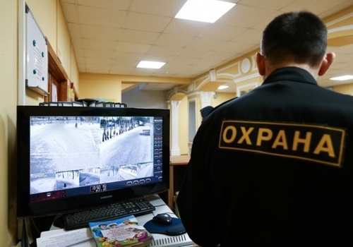 К началу 2024 года все школы и детсады Крыма будут обеспечены видеонаблюдением и ограждениями