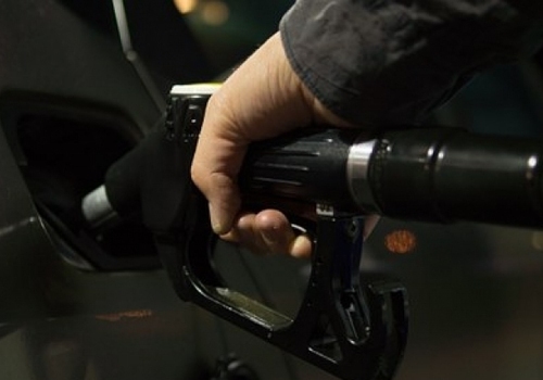 Аксенов обещает Крыму дешевый татарский бензин