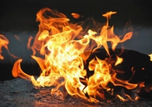 В Севастополе 24-летняя девушка убила таксиста и сожгла его дом