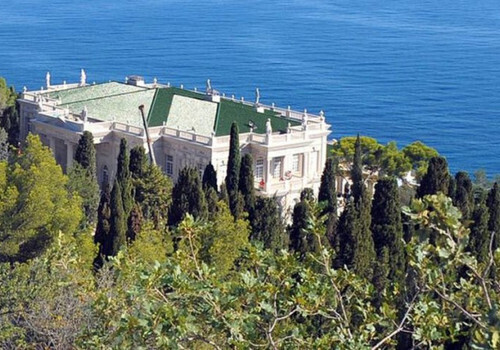Бывшее имение Ахметова в Крыму выставлено на продажу