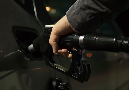В Крыму популярная сеть АЗС завысила цены на топливо