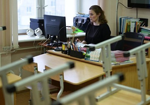 В Крыму рассказали о зарплатах учителей