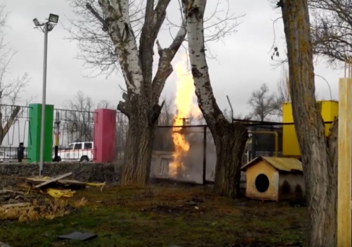 Газовая труба загорелась у детского лагеря в Евпатории ФОТО, ВИДЕО