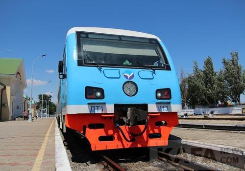  В Феодосию стали курсировать новые поезда ФОТО