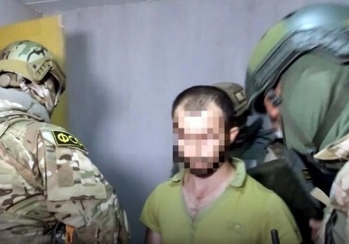 ФСБ задержала в Крыму 7 членов запрещенной «Хизб ут-Тахрир»