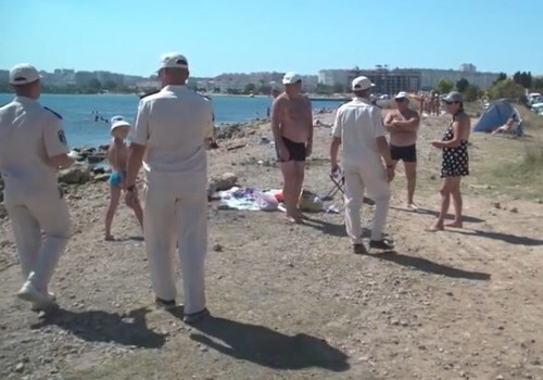 В Севастополе проходят рейды по диким пляжам ВИДЕО