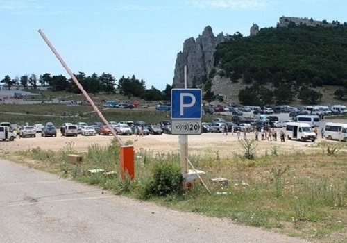Плату за парковку на плато Ай-Петри взимали "неизвестные лица"