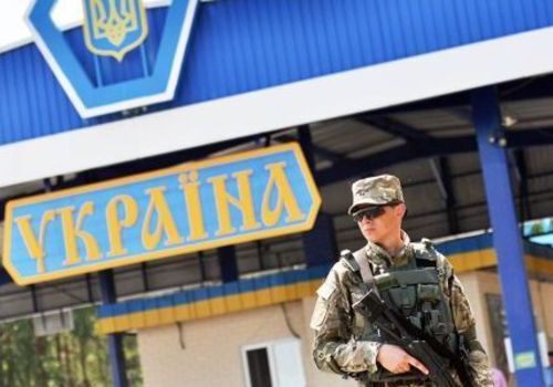 Взятка в 200 долларов не помогла украинцу проехать в Крым