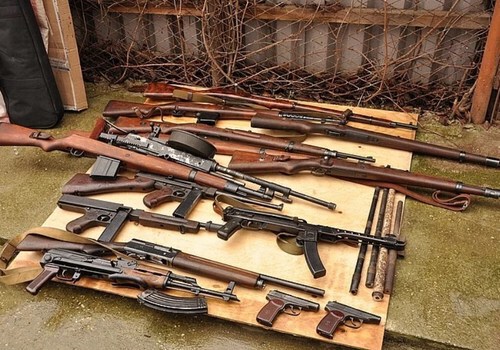 В Крыму террористы вербуют население и создают схроны оружия