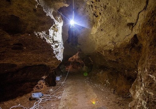 «Чем дальше, тем сложнее»: В пещере «Таврида» обустраивают туристический маршрут