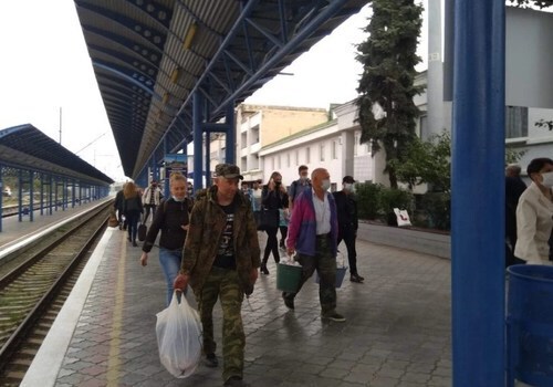 Как на автовокзале Севастополя организована перевозка пассажиров: уехать можно только в маске