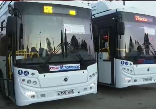Крым получил 220 новых автобусов