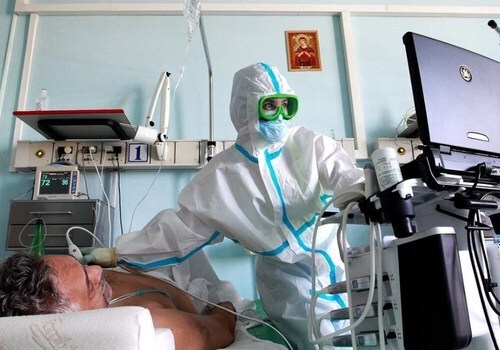 Кровь переболевших коронавирусом крымчан помогла зараженным