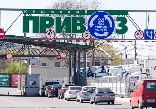 Налоговики Крыма нацелились на кафе, рестораны и рынки