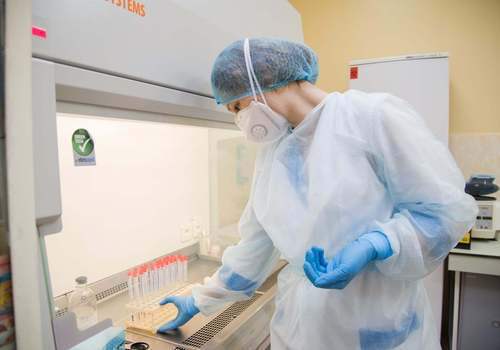 За сутки в Крыму выявили 68 новых случаев коронавируса