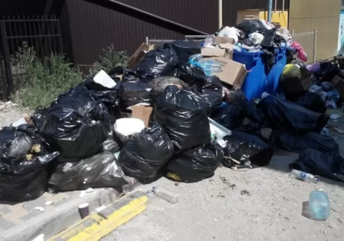 Мусорный коллапс: Жители затопленной Керчи погрязли в кучах бытовых отходов 