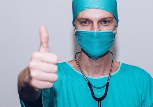 Студентов-целевиков обяжут работать в больницах Крыма