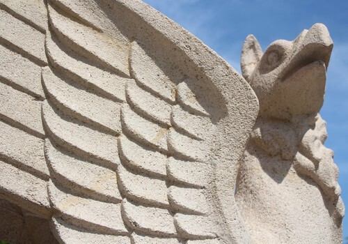 Скульптуру метрового Грифона из глины изготовят на ярмарке ремесленников в Симферополе