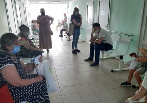 Другие врачи в Москве: Как в поликлиниках Крыма общаются с пациентами