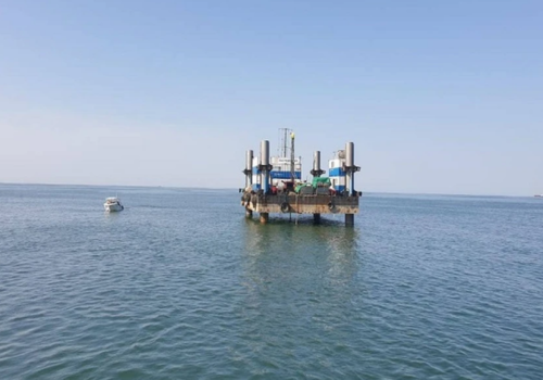Вода из-под Азовского моря в Крыму не годится для употребления 