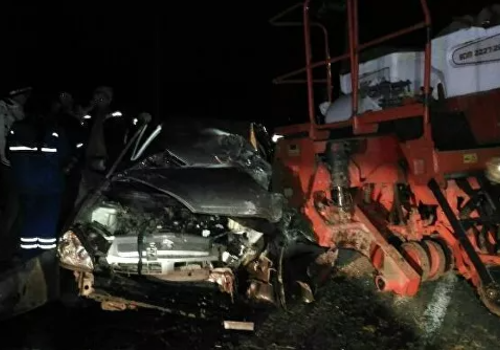 Смертельное ДТП на "Тавриде": Lada врезалась в трактор в Белогорском районе