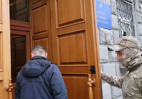 Экс-реставраторы музея Крошицкого украли 8 млн рублей у «Водоканала ЮБК»