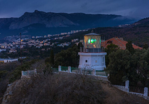 Один из старейших маяков в Крыму может стать вторым Ласточкиным гнездом