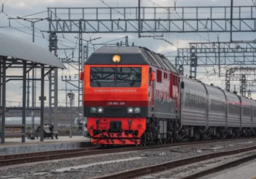 Крымские власти говорят, что поезда обеспечат турпоток в случае продления ограничения полетов 