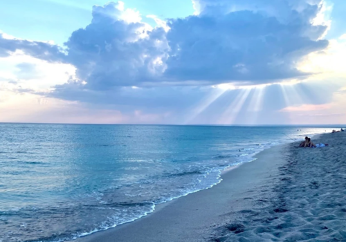 Бухта любви и Крымские Мальдивы: топ-5 нереально красивых пляжей для дикого отдыха летом ФОТО