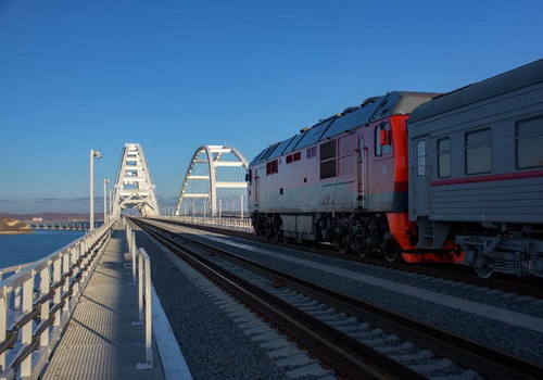 В Крым пустят поезд по маршруту Москва – Керчь