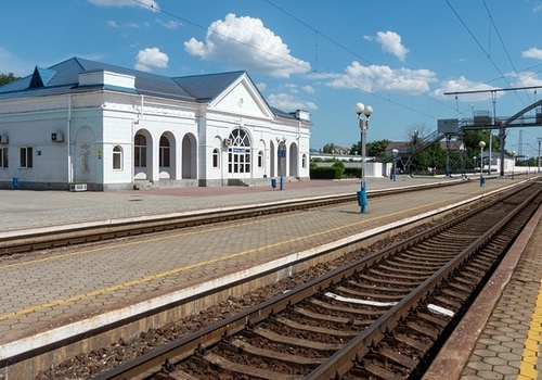 Пассажирские поезда между Крымом и освобожденными территориями начнут курсировать с 1 июля
