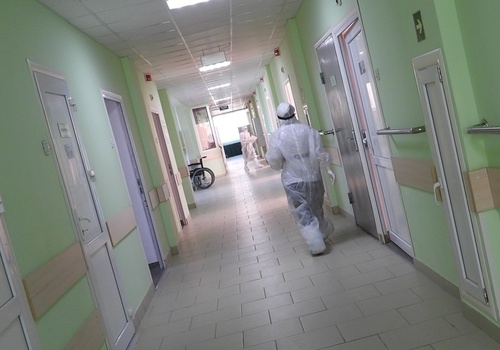 Число случаев коронавируса в Крыму в сутки снова перевалило за 200