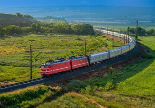 В Крым из Москвы назначен дополнительный поезд