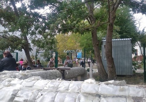 Детей из некоторых школ Керчи эвакуировали из-за сообщения о минировании