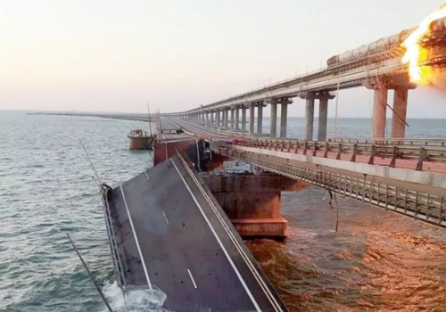Восстанавливать Крымский мост будет компания "Нижнеангарсктрансстрой"