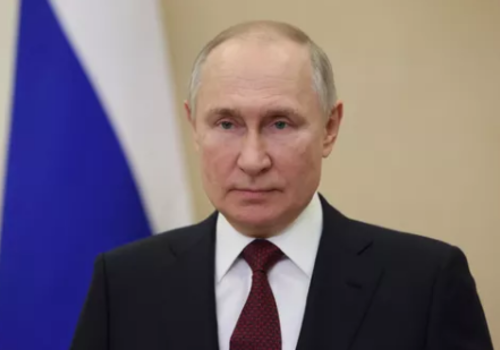 Путин поручил усилить безопасность на фоне новых рисков