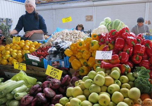 Цены на рынке Феодосии: продолжают дорожать овощи ФОТО