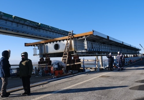 Крымский мост опять закроют на полдня 26 января для продолжения ремонта