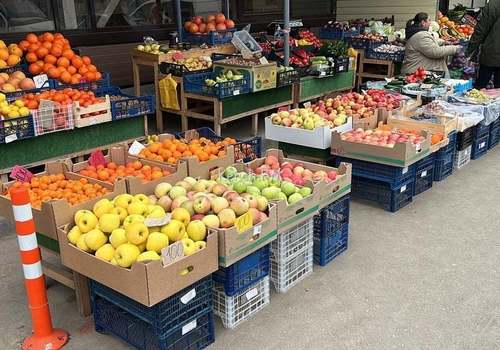 Цены на овощи и фрукты на рынке в Керчи ВИДЕО, ФОТО