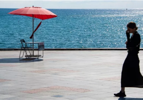 Ждать ли туристов в Крыму на майские и летом - эксперт