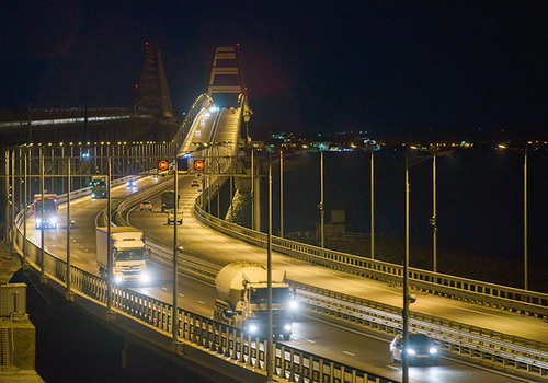 С 27 апреля на Крымском мосту увеличится скорость досмотра автомобилей
