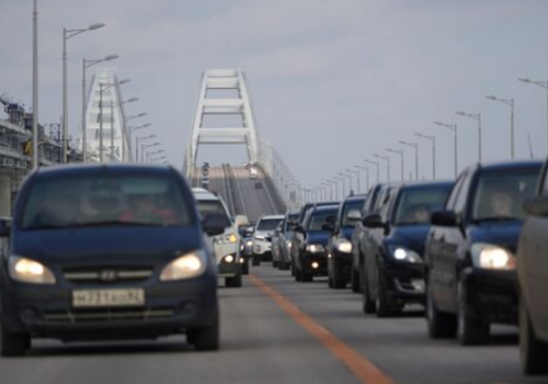 На Крымском мосту изменятся правила досмотра авто и багажа – Росавтодор