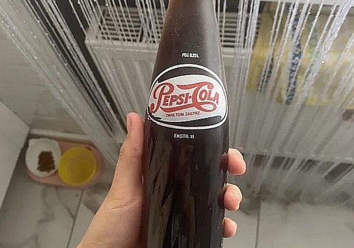 В Крыму продают невскрытую бутылку «Пепси-колы» 1979 года за 200 тысяч рублей