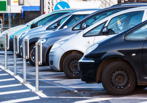 В Симферополе хотят установить улавливающие парковки