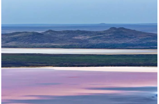 Узунларское озеро в Крыму: розовая гладь с запахом фиалок ФОТО, ВИДЕО